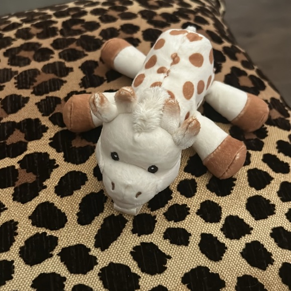 Sophie LA Girafe binky holder - Picture 14 of 17